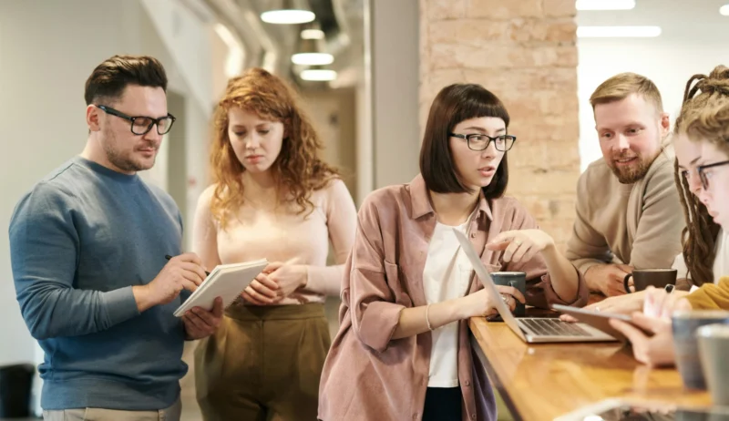 como-implantar-a-nr-1-na-pratica-passo-a-passo-para-empresas